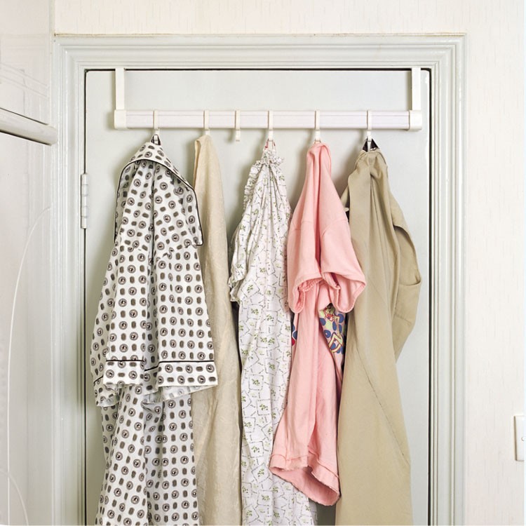 Вешалки для одежды на дверь фото